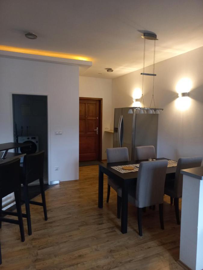 A-M Condominium Veszprém Extérieur photo