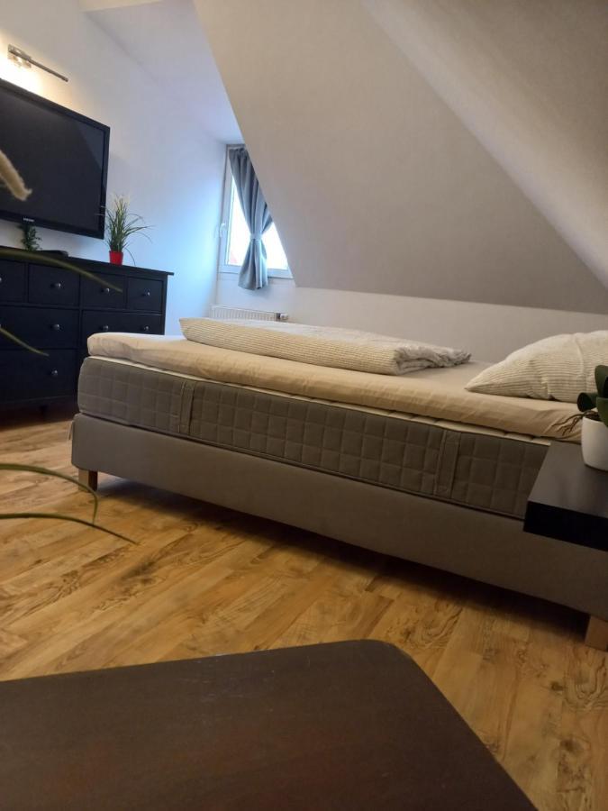 A-M Condominium Veszprém Extérieur photo