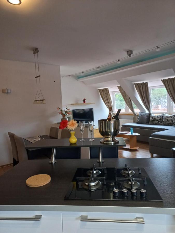 A-M Condominium Veszprém Extérieur photo