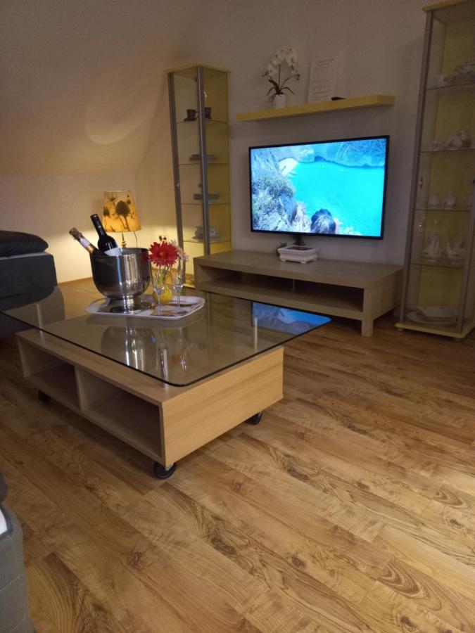 A-M Condominium Veszprém Extérieur photo