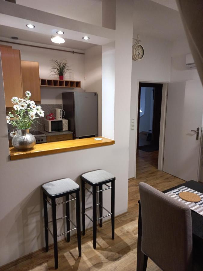 A-M Condominium Veszprém Extérieur photo