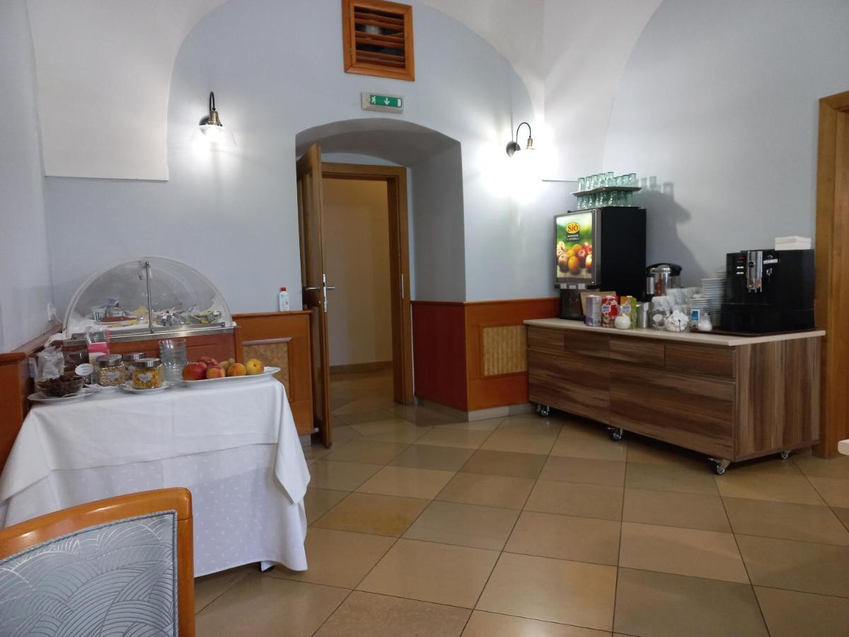 A-M Condominium Veszprém Extérieur photo